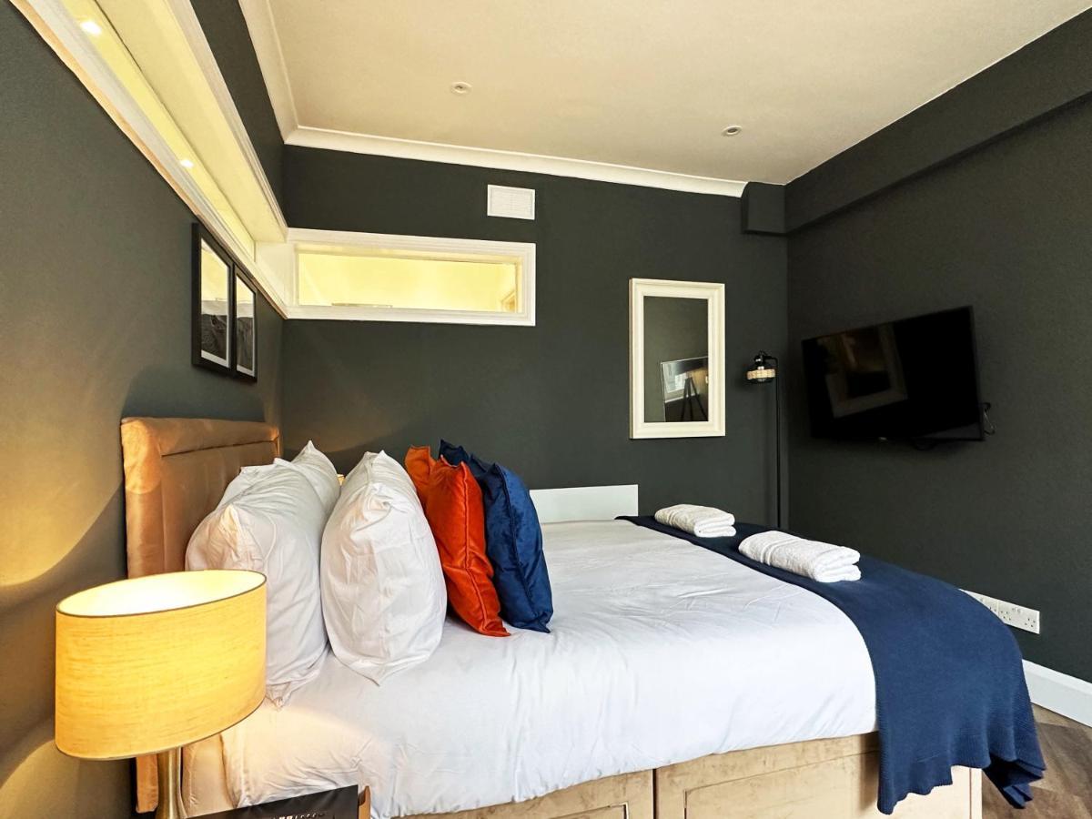 Liam Place Near Hyde Park - 1 Double Bed, 1 Sofa Bed, Spacious Apartment, Private Entrance London Bagian luar foto