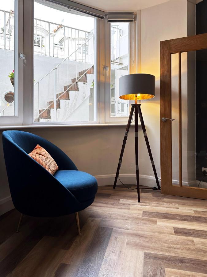 Liam Place Near Hyde Park - 1 Double Bed, 1 Sofa Bed, Spacious Apartment, Private Entrance London Bagian luar foto