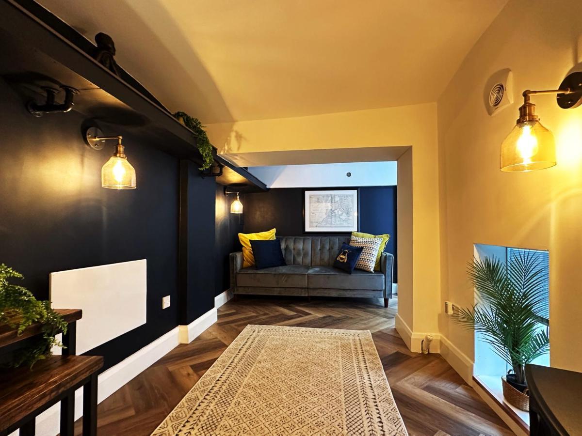 Liam Place Near Hyde Park - 1 Double Bed, 1 Sofa Bed, Spacious Apartment, Private Entrance London Bagian luar foto