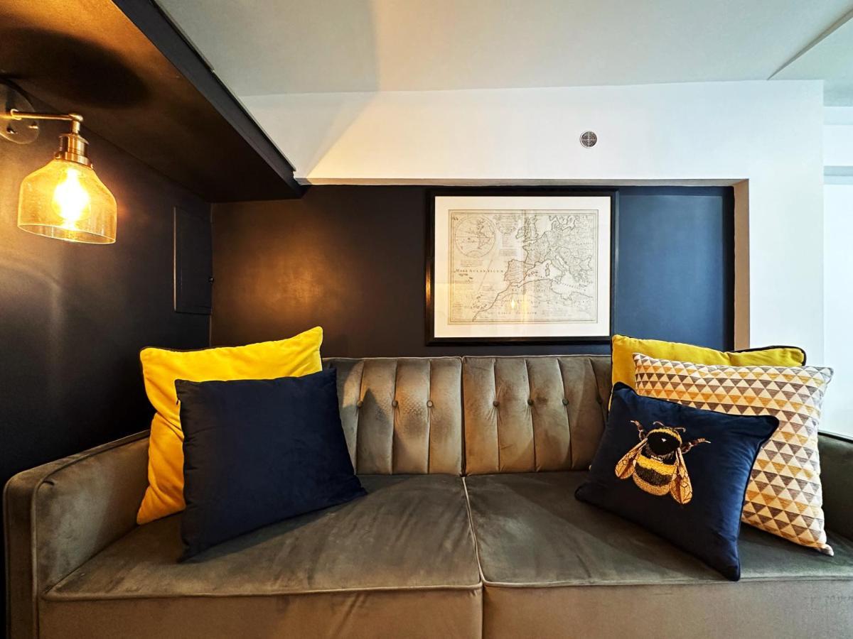 Liam Place Near Hyde Park - 1 Double Bed, 1 Sofa Bed, Spacious Apartment, Private Entrance London Bagian luar foto