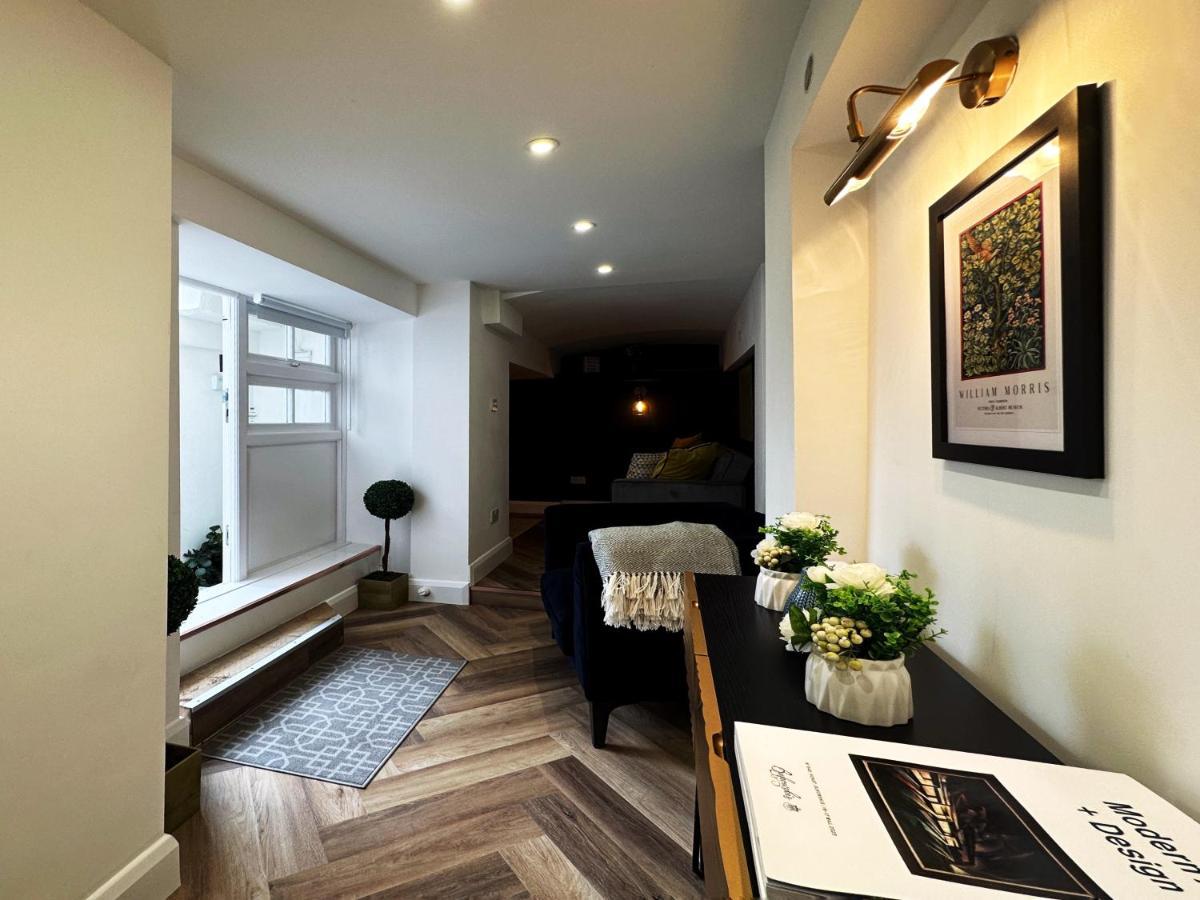 Liam Place Near Hyde Park - 1 Double Bed, 1 Sofa Bed, Spacious Apartment, Private Entrance London Bagian luar foto