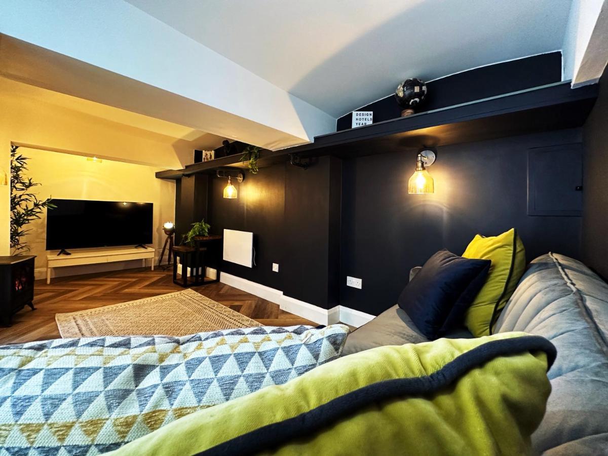 Liam Place Near Hyde Park - 1 Double Bed, 1 Sofa Bed, Spacious Apartment, Private Entrance London Bagian luar foto