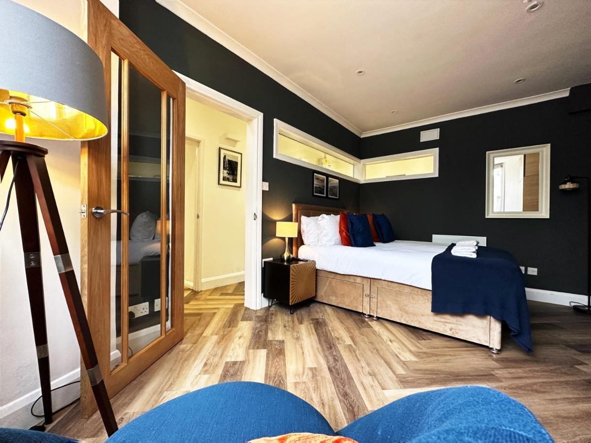 Liam Place Near Hyde Park - 1 Double Bed, 1 Sofa Bed, Spacious Apartment, Private Entrance London Bagian luar foto